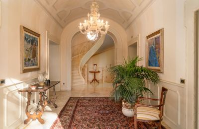 Historic Villa for sale Pistoia, Tuscany, Entrance Hall