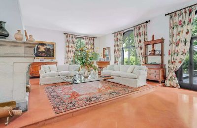 Historic Villa for sale Castelletto Sopra Ticino, Piemont, Image 19/38