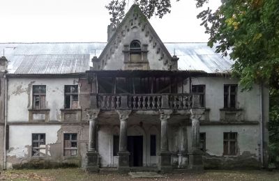 Castle for sale Łęg, Greater Poland Voivodeship, Entrance