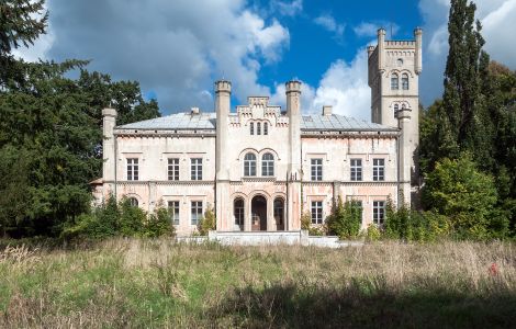  - Neogotic Palace in Luboszyce