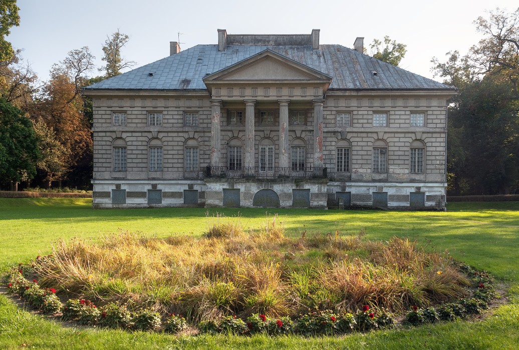 Castles and palaces in Mazovia: Młochów, Młochów