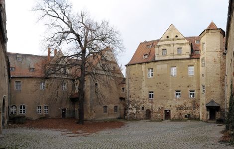 Mühlberg/Elbe, Schloßplatz - Palace in Mühlberg/Elbe - Inner Courtyard