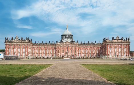 Potsdam, Neues Palais - Potsdam: The new Palace in Sanssouci Park