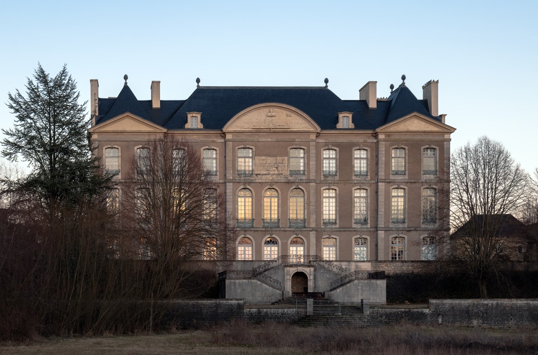 Palace in Aulnois-sur-Seille, Aulnois-sur-Seille