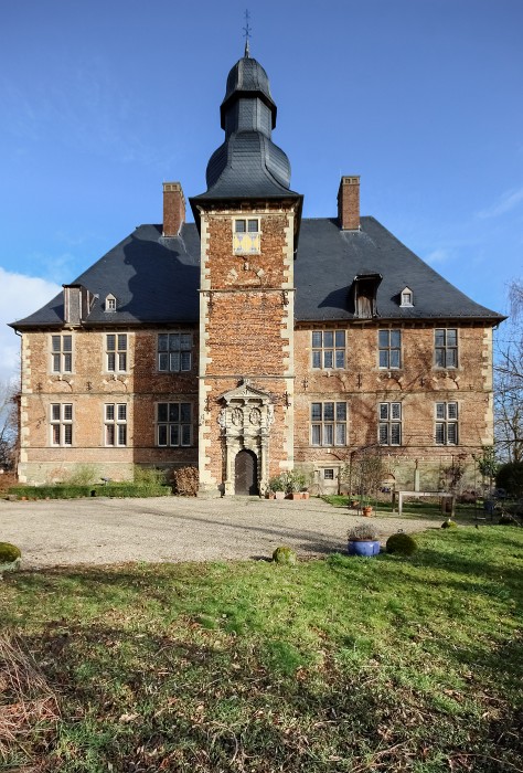 Moated Castle House Nehlen, Berwicke