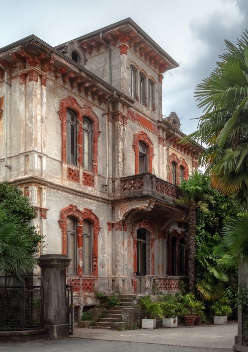 Natalia, Marina, Basile - Three old mansions in Stresa, Stresa