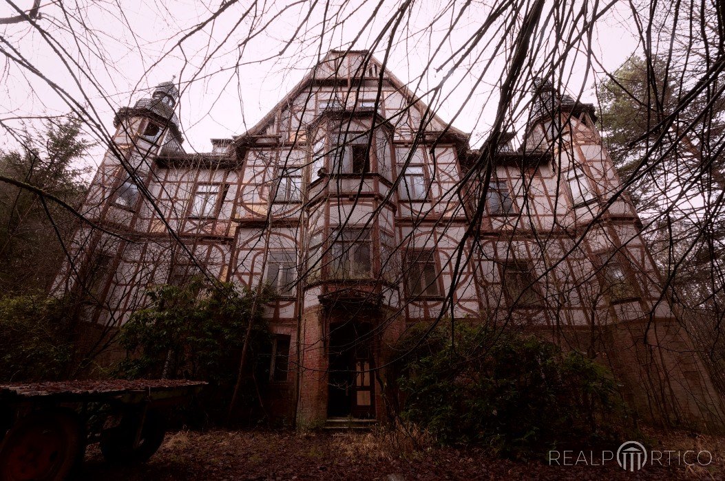 Old Sanatorium in Sülzhayn, Sülzhayn