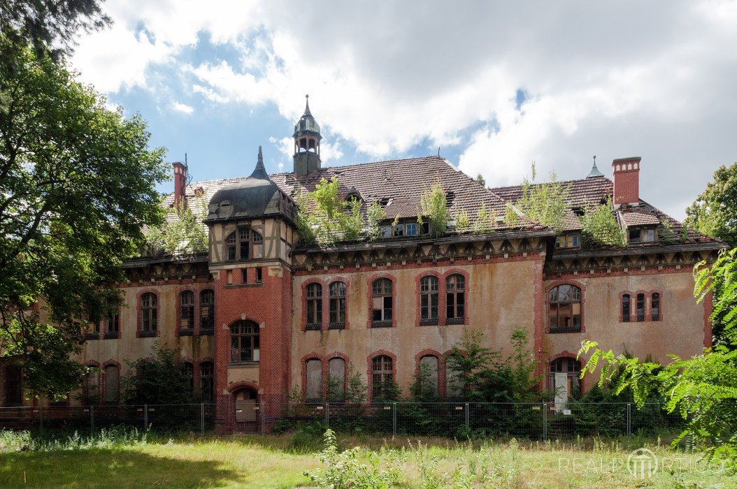 Beelitz Heilstätten - Former Administration Building, Beelitz-Heilstätten