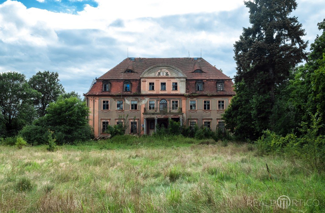 Baroque Manor in Przyborów, Lower Silesia, Przyborów