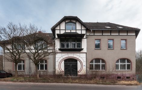  - Historical Hotel and Ball Room "Lindenhof" in Waldheim/Saxony (Main Door)