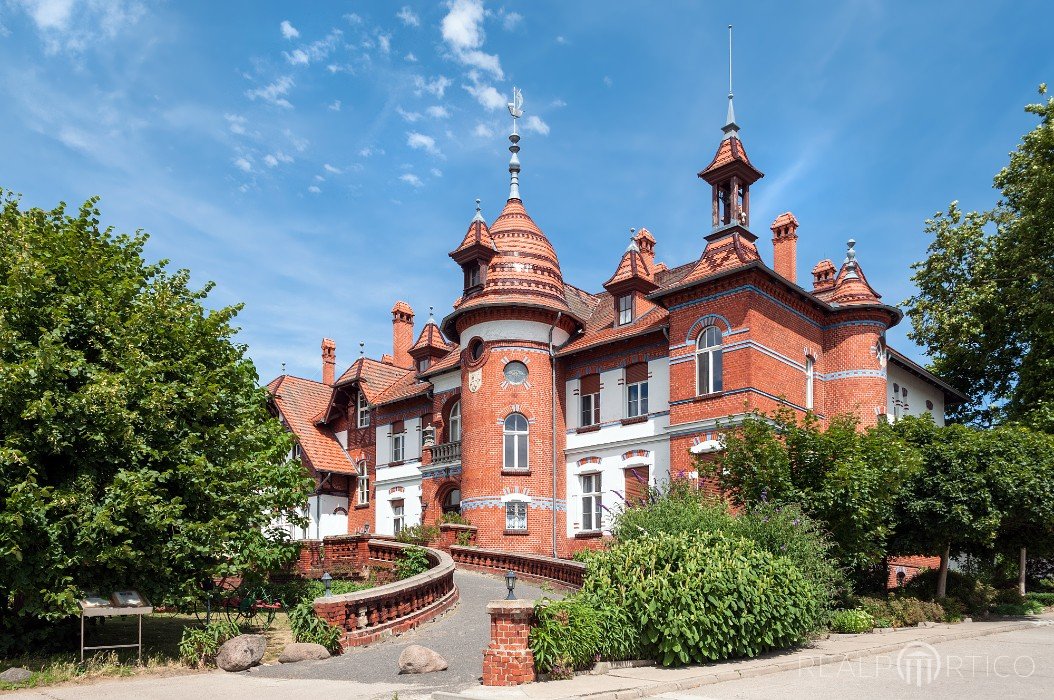 Manor in Mötzow (Domstiftsgut) - Potsdam-Mittelmark, Mötzow