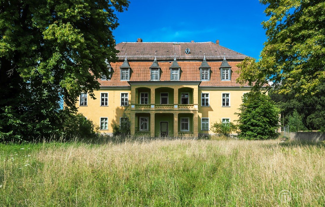 Manor House Sembten - Spree-Neiße District, Brandenburg, Sembten