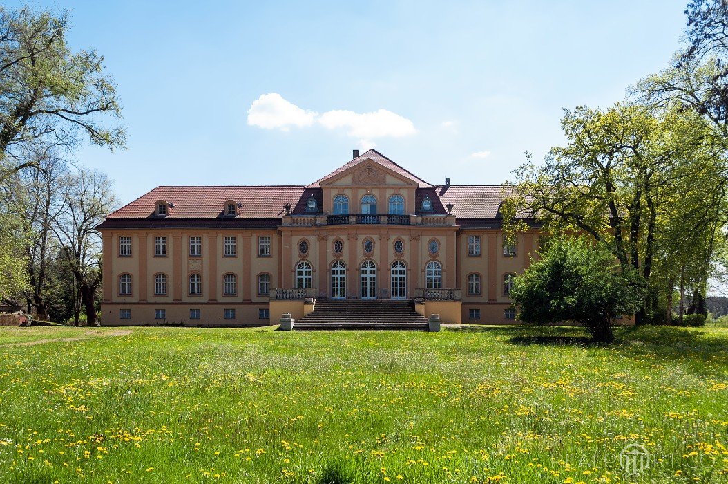 Palace in Lipsa, Lipsa