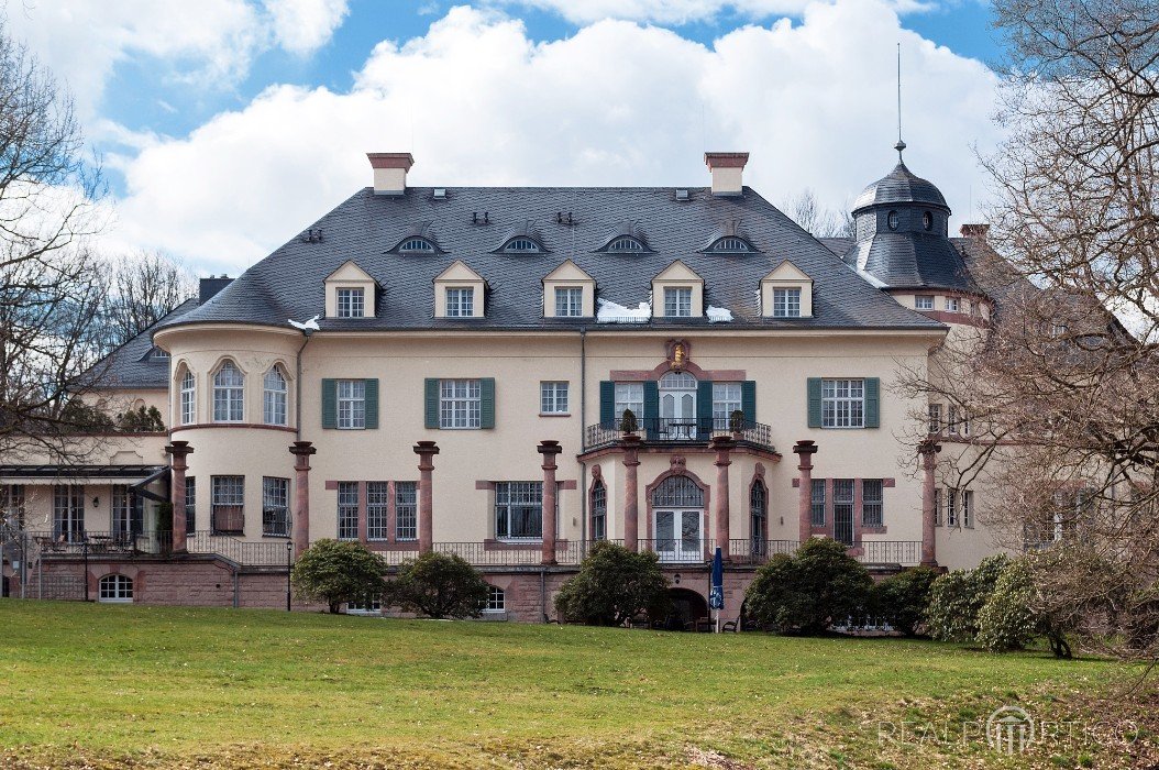 Castle Hotel Wolfsbrunn - District Zwickau, Saxony, Hartenstein