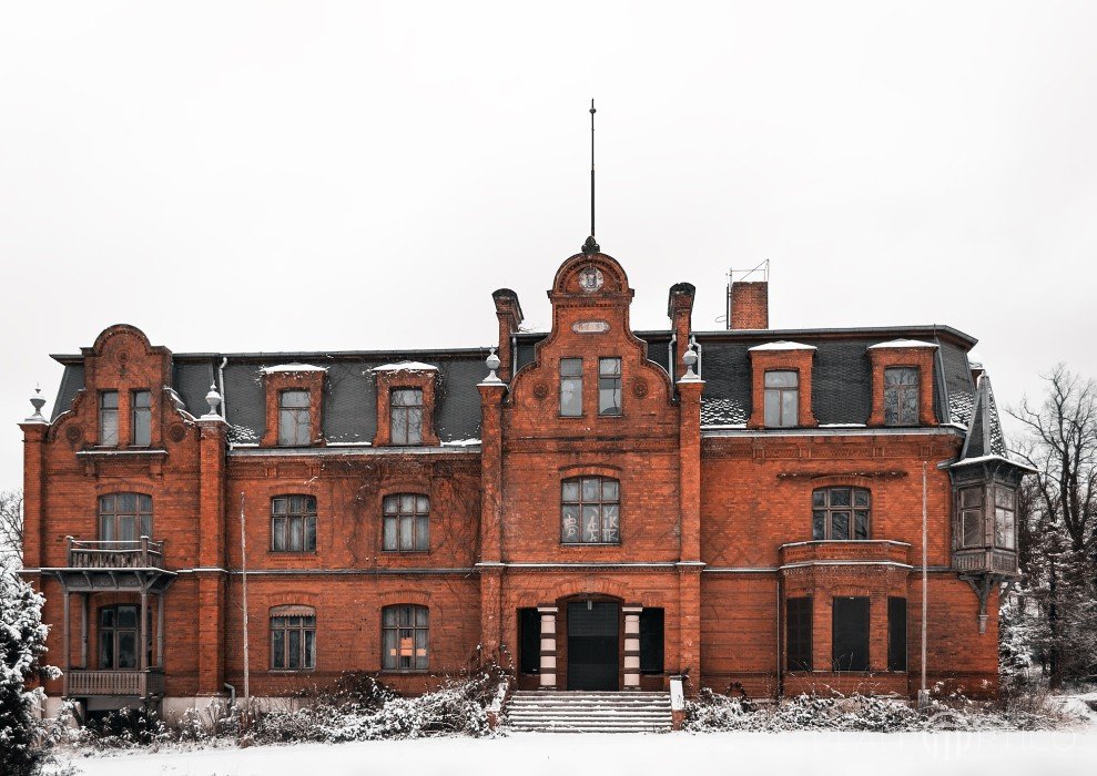 Palace in Raben Steinfeld near Schwerin, Raben Steinfeld