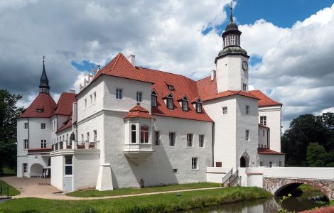 Fürstlich Drehna, Lindenplatz - Castle in Fürstlich Drehna, Brandenburg