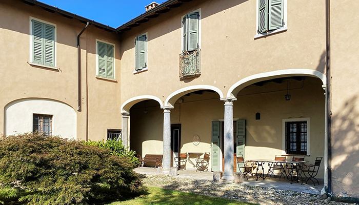 Manor House for sale Pombia, Piemont,  Italy