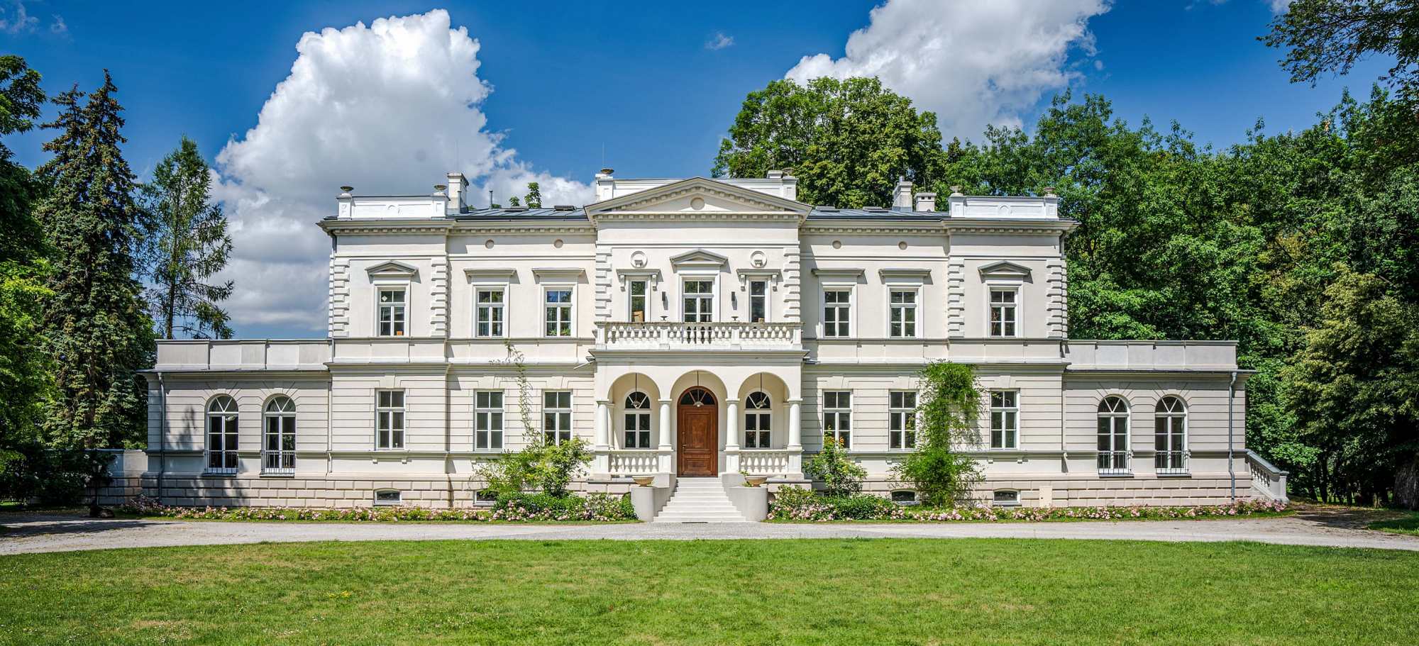 Luxury mansion Warsaw sale 2024