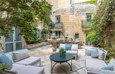 properties and real estate offers in Malta Malta